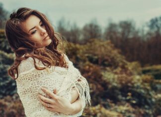 Co nałożyć na włosy na noc?