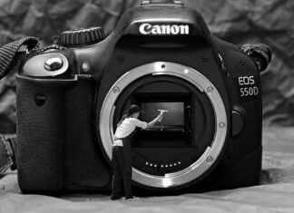 Jak zmyć jajko z włosów?